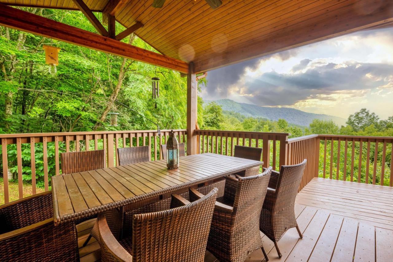 --Mountain Chalet Getaway With Breathtaking View Next To Tail Of Dragon-- Роббінсвіль Екстер'єр фото